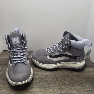 VANS MTE Crestline Waterproof Boots Women's Size 6.5 Grey Blue New